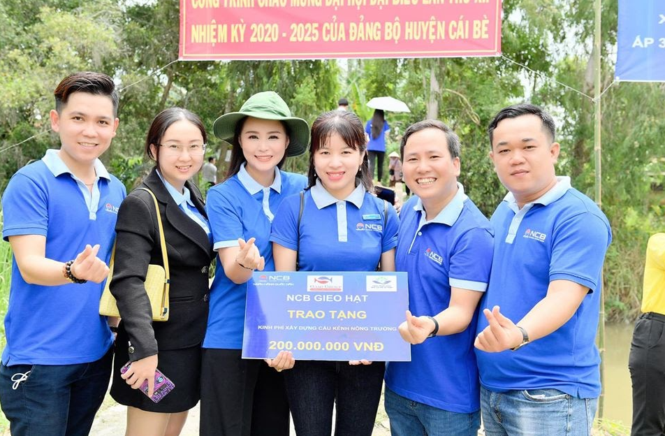 XÂY CẦU TẠI TIỀN GIANG