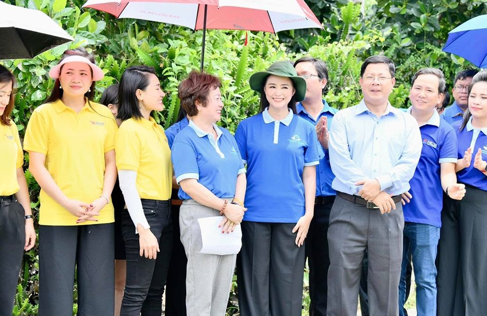 XÂY CẦU TẠI TIỀN GIANG