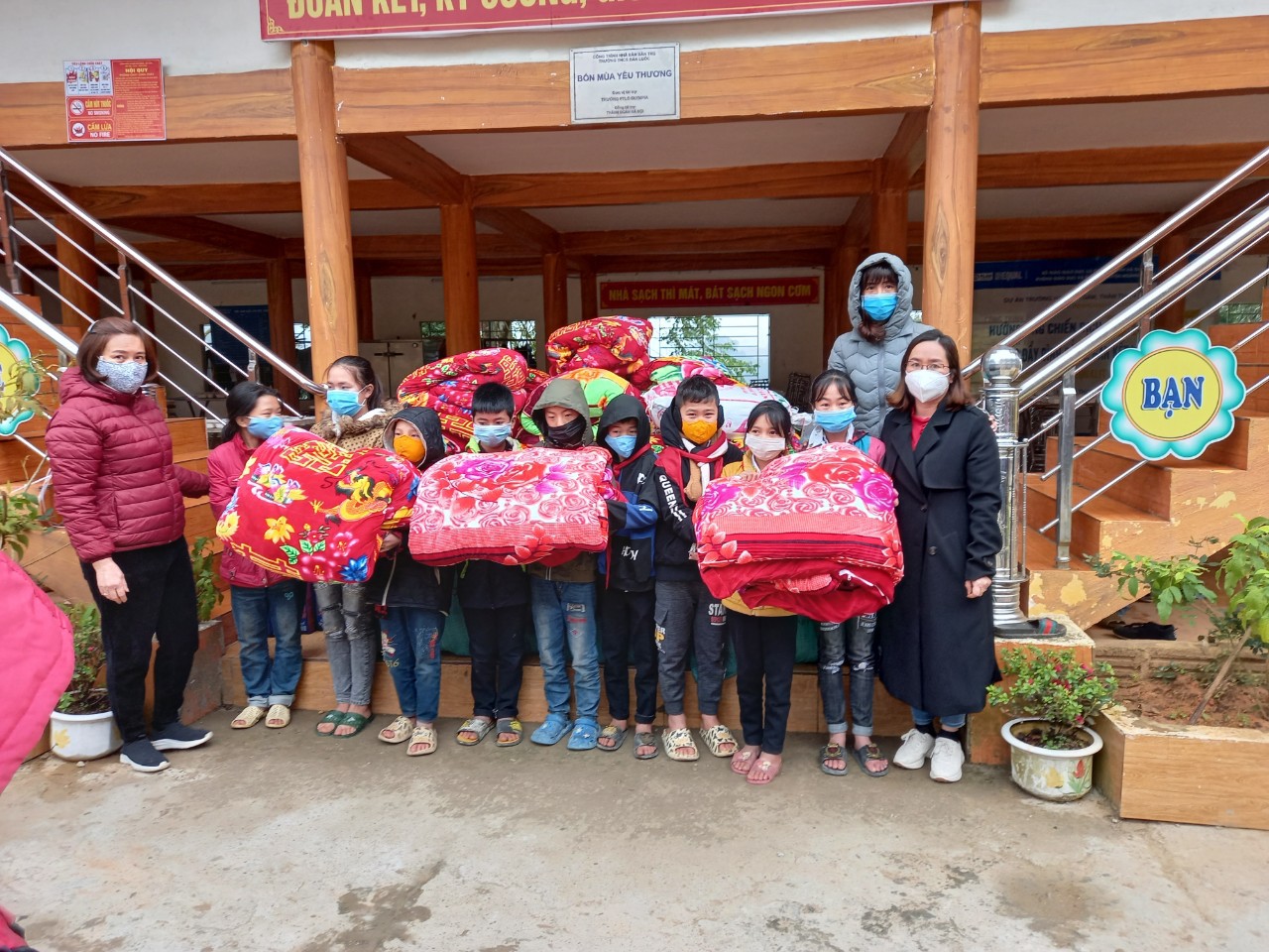 MÙA ĐÔNG ẤM TRÊN VÙNG CAO HOÀNG SU PHÌ